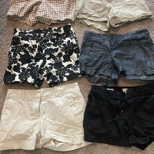 6 pairs women’s size 6 shorts